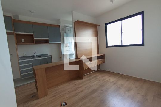 Apartamento para alugar com 1 quarto, 46m² em Vila Albertina, São Paulo