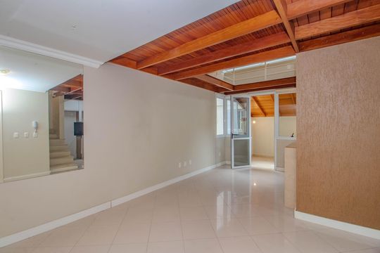 Sala de apartamento para alugar com 1 quarto, 68m² em Rio Branco, Porto Alegre