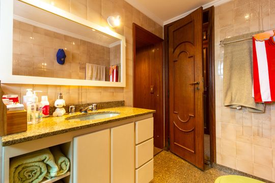 Banheiro de apartamento à venda com 4 quartos, 168m² em Paraíso, São Paulo