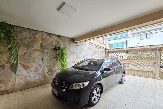 Garagem de casa para alugar com 4 quartos, 305m² em Jardim Tres Marias, São Bernardo do Campo