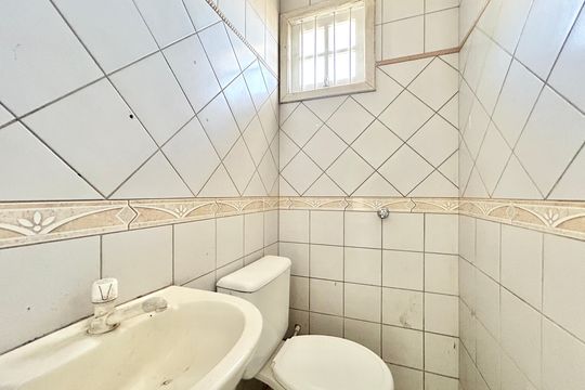 Banheiro 2 de casa para alugar com 3 quartos, 119m² em Campestre, São Leopoldo