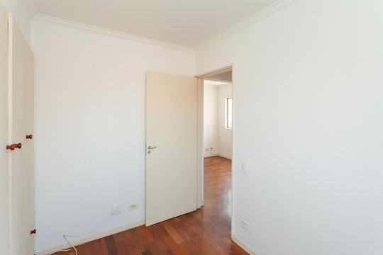 Quarto 2 de apartamento para alugar com 2 quartos, 56m² em Socorro, São Paulo