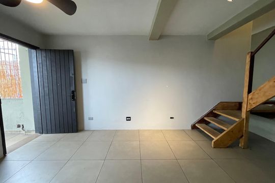 Sala de casa à venda com 3 quartos, 130m² em Vila Lageado, São Paulo