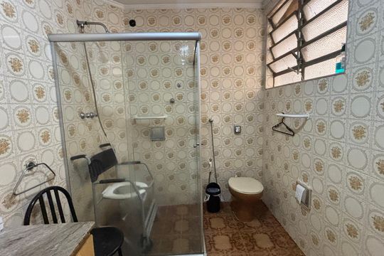Banheiro de apartamento à venda com 3 quartos, 240m² em Centro, Santo André