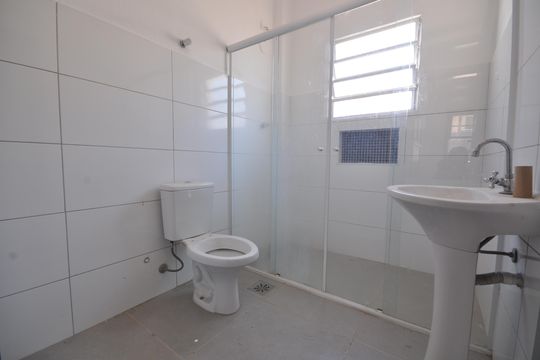 Banheiro de casa para alugar com 2 quartos, 95m² em Tucuruvi, São Paulo