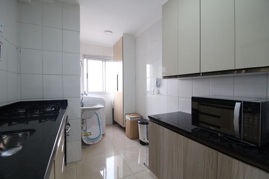 Cozinha de apartamento para alugar com 1 quarto, 50m² em Cidade Líder, São Paulo