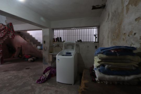 Lavanderia de casa à venda com 3 quartos, 199m² em Jardim Cotiana, São Paulo