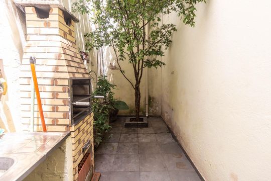 Área comum - Churrasqueira de casa para alugar com 3 quartos, 210m² em Vila Basileia, São Paulo
