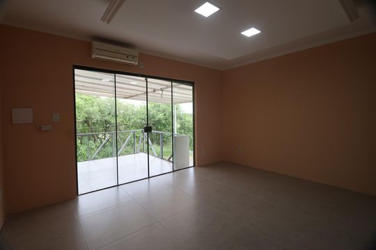 Suíte de casa à venda com 3 quartos, 120m² em Mato Grande, Canoas