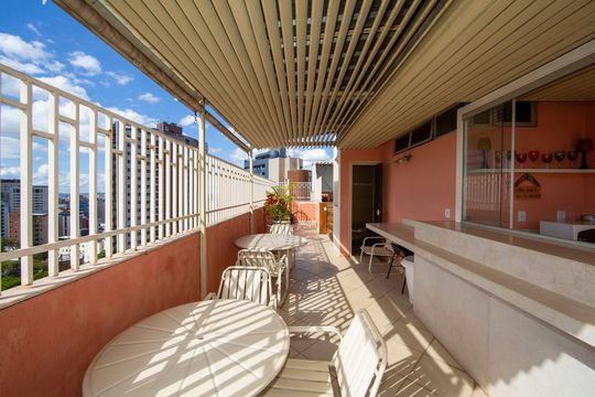 COBERTURA de apartamento à venda com 4 quartos, 500m² em Serra, Belo Horizonte