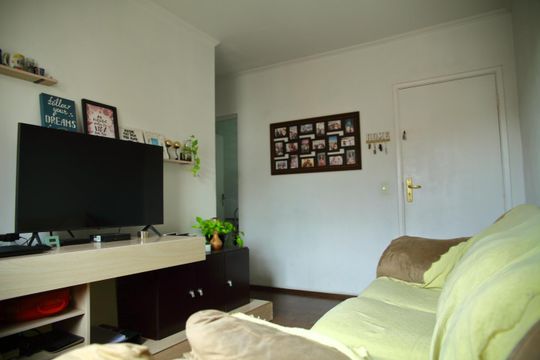 Sala de apartamento para alugar com 2 quartos, 53m² em Baeta Neves, São Bernardo do Campo