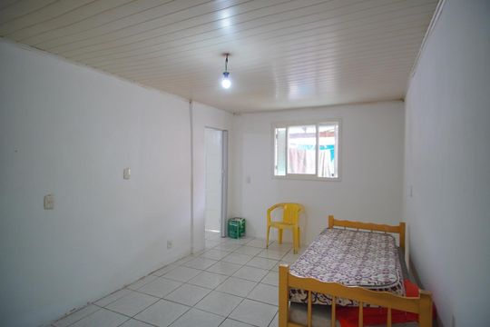 Suíte de casa à venda com 2 quartos, 80m² em Passo das Pedras, Porto Alegre