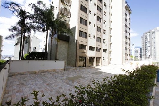 Apartamento à venda com 4 quartos, 220m² em Gutierrez, Belo Horizonte