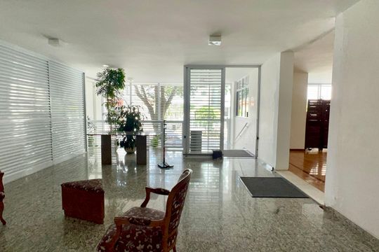 Hall de entrada de apartamento à venda com 1 quarto, 58m² em Paraíso, São Paulo