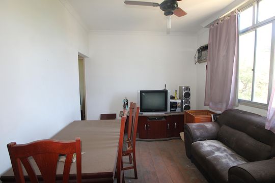 Sala de apartamento para alugar com 2 quartos, 76m² em Posse, Rio de Janeiro