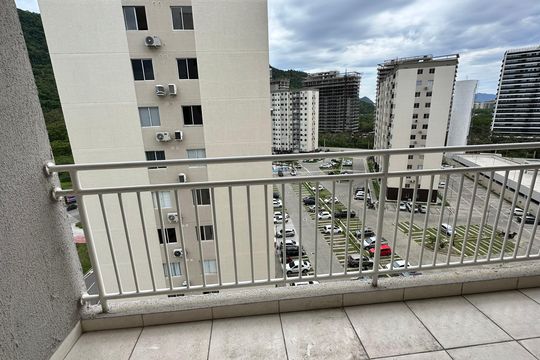 Varanda de apartamento à venda com 3 quartos, 54m² em Barra da Tijuca, Rio de Janeiro