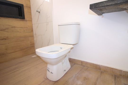 Banheiro de kitnet/studio para alugar com 1 quarto, 25m² em Vila Formosa, São Paulo