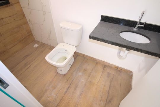 Banheiro de kitnet/studio para alugar com 1 quarto, 25m² em Vila Formosa, São Paulo