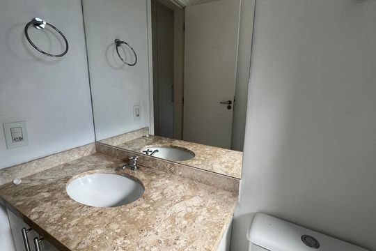Apartamento à venda com 2 quartos, 65m² em Centro, Campinas