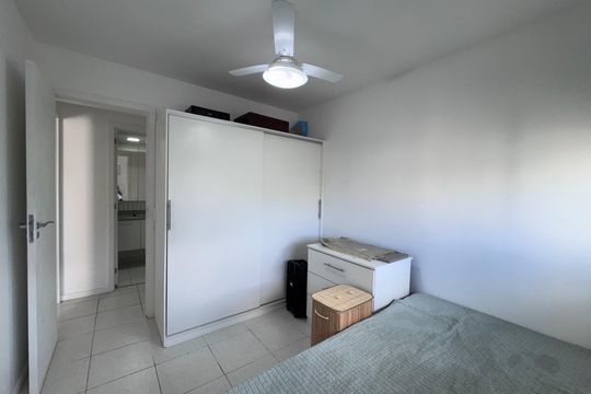 Quarto  de apartamento à venda com 2 quartos, 70m² em Barra da Tijuca, Rio de Janeiro