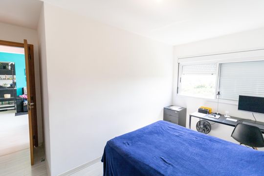 Suíte de apartamento para alugar com 2 quartos, 80m² em Tristeza, Porto Alegre