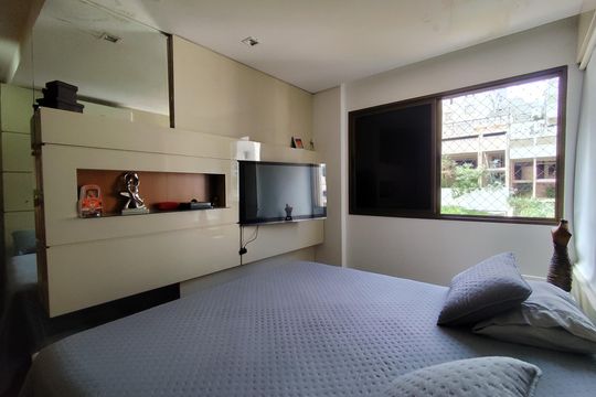 suite de apartamento à venda com 4 quartos, 300m² em Buritis, Belo Horizonte