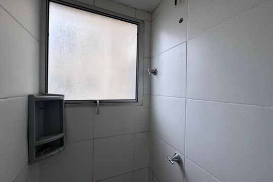 Banheiro Social de apartamento para alugar com 2 quartos, 56m² em Santos Dumont, São Leopoldo