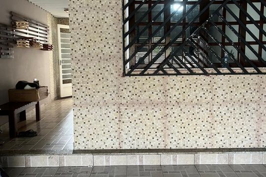 Casa à venda com 3 quartos, 260m² em Piraporinha, Diadema