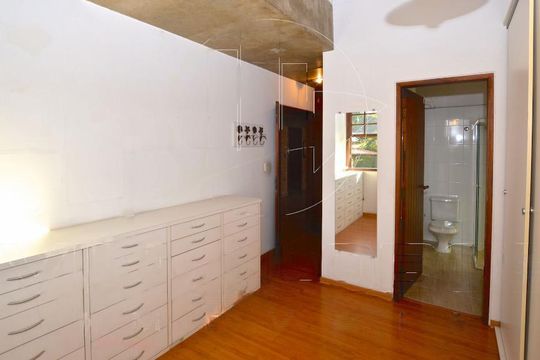 Casa à venda com 4 quartos, 421m² em Butantã, São Paulo