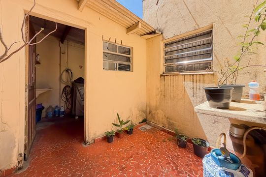 Área Externa de casa à venda com 1 quarto, 223m² em Bosque da Saúde, São Paulo