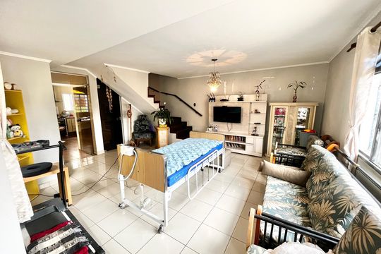 Casa à venda com 3 quartos, 225m² em Vila Prado, São Paulo