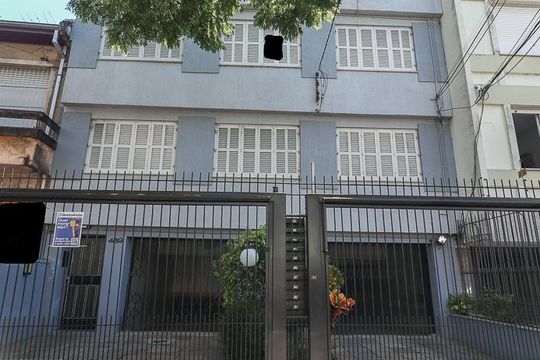 Fachada de apartamento à venda com 1 quarto, 43m² em Floresta, Porto Alegre