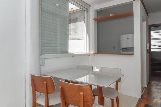 Sala de Jantar de apartamento à venda com 1 quarto, 43m² em Floresta, Porto Alegre