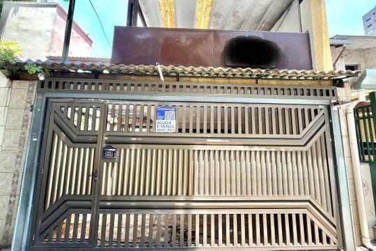 Fachada de casa à venda com 3 quartos, 136m² em Vila da Saúde, São Paulo