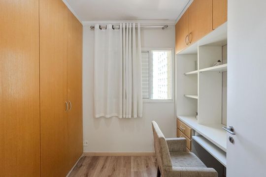 Quarto 1 de apartamento para alugar com 2 quartos, 55m² em Jardim Paulista, São Paulo