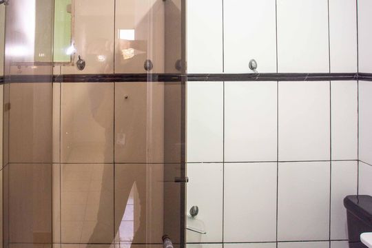 Banheiro Social de apartamento à venda com 3 quartos, 77m² em Centro, Diadema