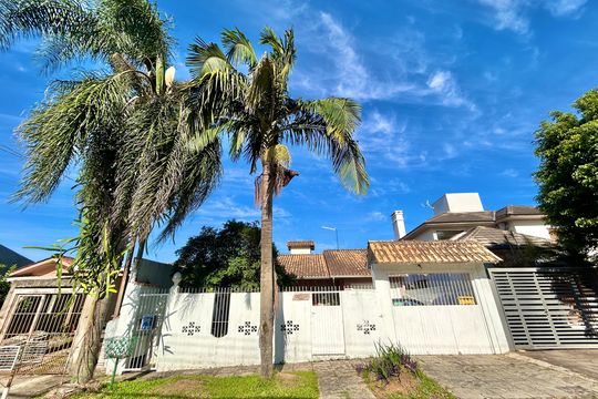 Placa - Fachada de casa à venda com 3 quartos, 113m² em Fazenda São Borja, São Leopoldo