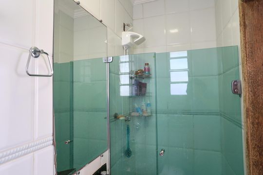 Banheiro da Suíte de apartamento à venda com 3 quartos, 90m² em Cidade Nova, Belo Horizonte