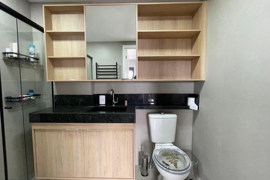 Banheiro de apartamento para alugar com 1 quarto, 31m² em Butantã, São Paulo