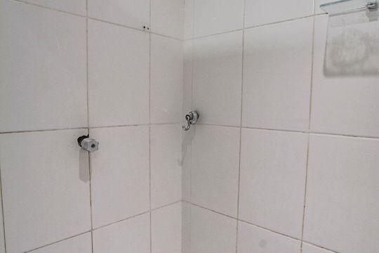 Banheiro de apartamento à venda com 3 quartos, 63m² em Jardim Utinga, Santo André