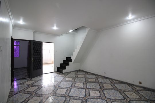 Casa à venda com 5 quartos, 400m² em Taquara, Rio de Janeiro