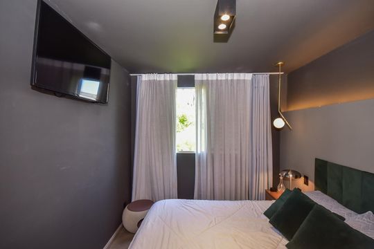 Suíte de apartamento para alugar com 1 quarto, 120m² em Paraíso do Morumbi, São Paulo