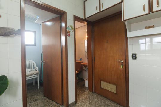 Área de Serviço  de apartamento à venda com 3 quartos, 122m² em Vila Carrão, São Paulo