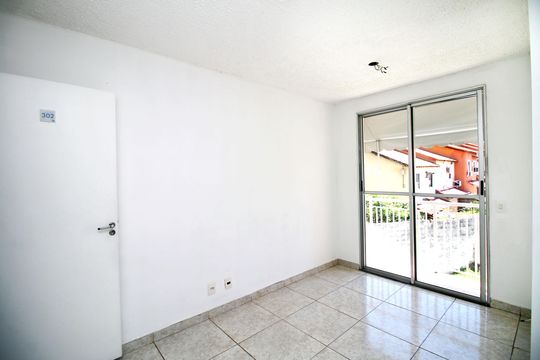 Sala de apartamento para alugar com 2 quartos, 45m² em Pavuna, Rio de Janeiro