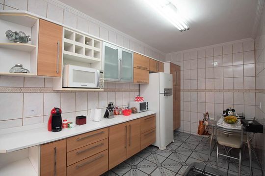 Cozinha casa 1 de casa à venda com 5 quartos, 210m² em Parque Edu Chaves, São Paulo