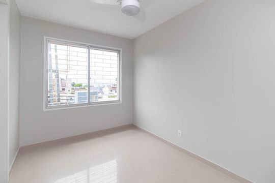 Sala de apartamento para alugar com 1 quarto, 45m² em Centro Histórico, Porto Alegre