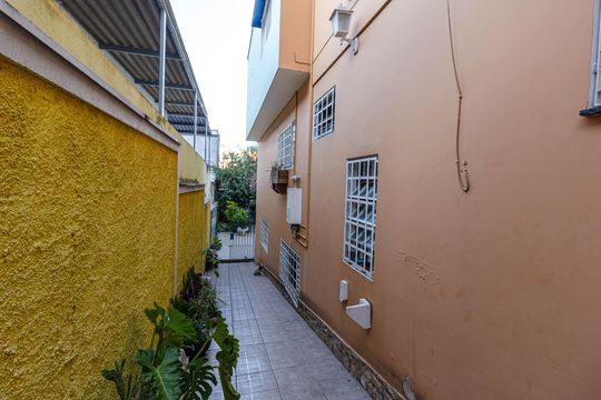 Casa à venda com 3 quartos, 250m² em Vila Rosalia, Guarulhos