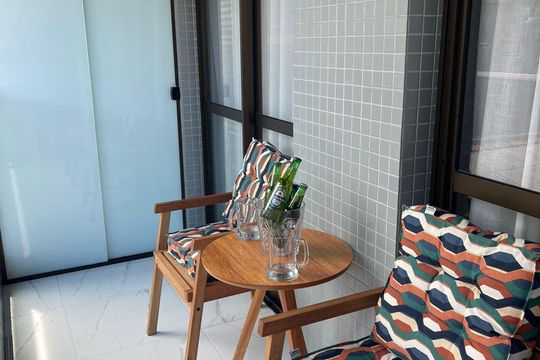 Varanda de kitnet/studio para alugar com 1 quarto, 31m² em Barra, Salvador