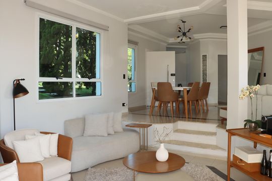 Casa de Condomínio para alugar com 4 quartos, 380m² em São Paulo Ii, Cotia