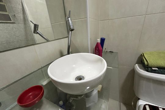 Banheiro - torneira de apartamento à venda com 1 quarto, 44m² em Encantado, Rio de Janeiro